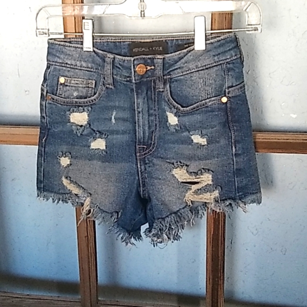💥Kendall  + Kylie The icon Short